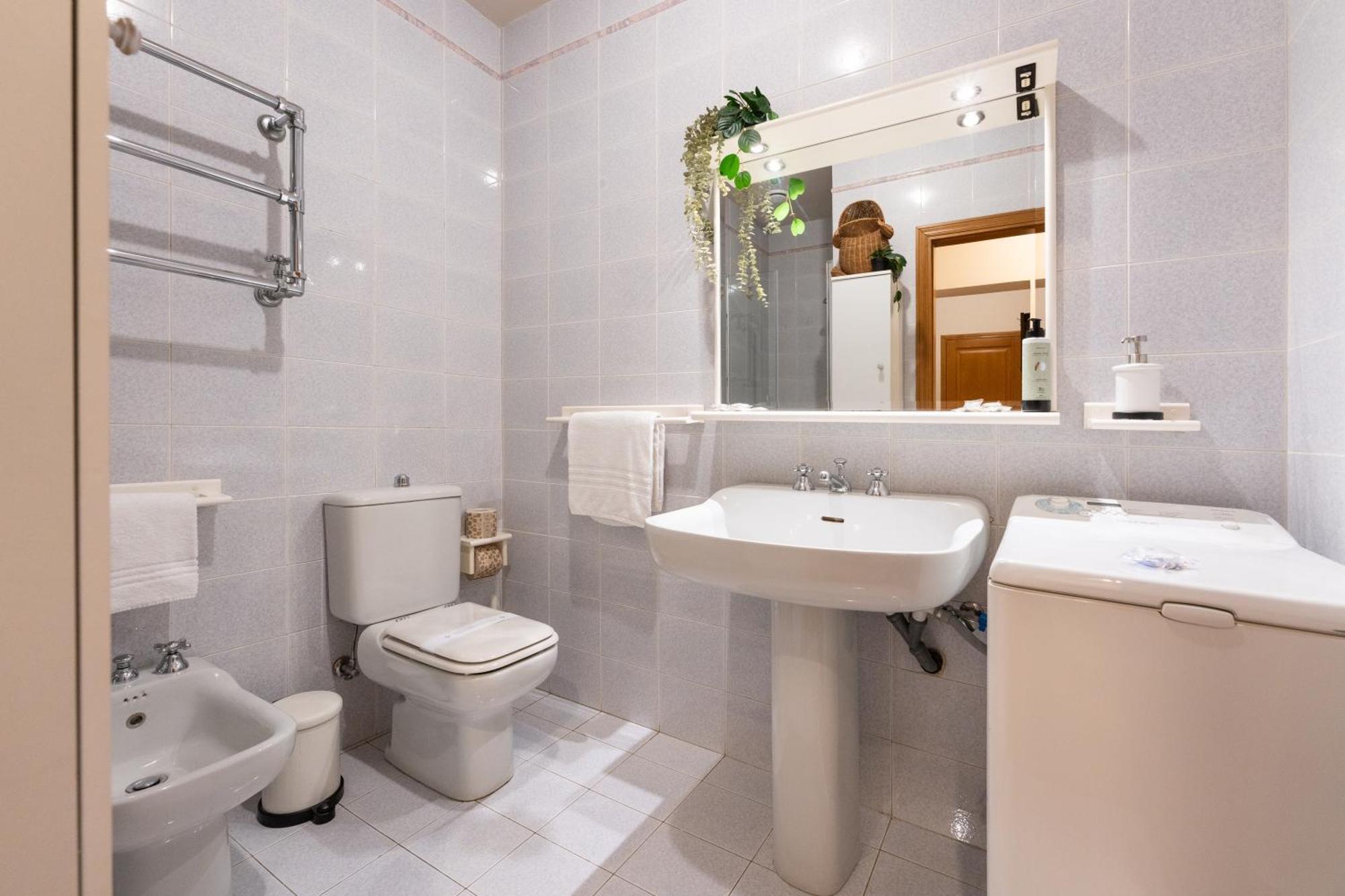 Via Panzani 16, 4th Floor - Patrizia - Bright 300m From Duomo And Train Station Apartamento Florença