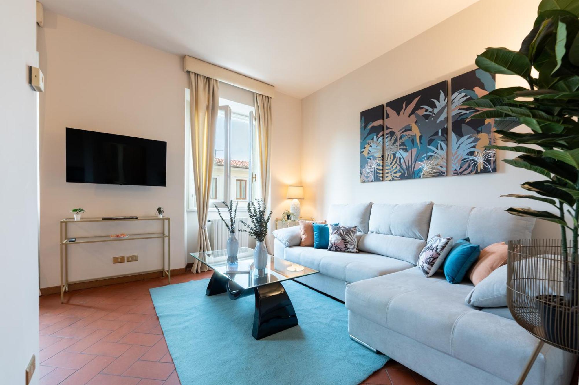 Via Panzani 16, 4th Floor - Patrizia - Bright 300m From Duomo And Train Station Apartamento *