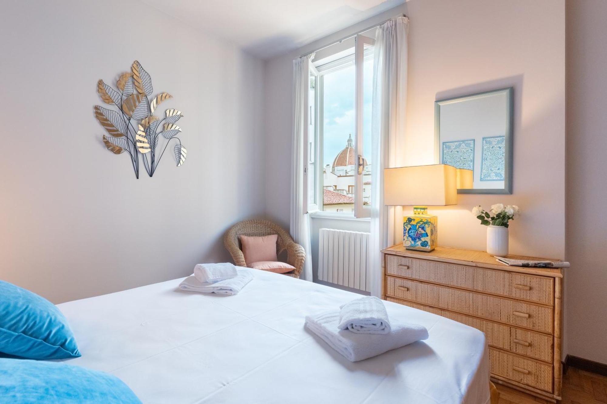 Via Panzani 16, 4th Floor - Patrizia - Bright 300m From Duomo And Train Station Apartamento Florença
