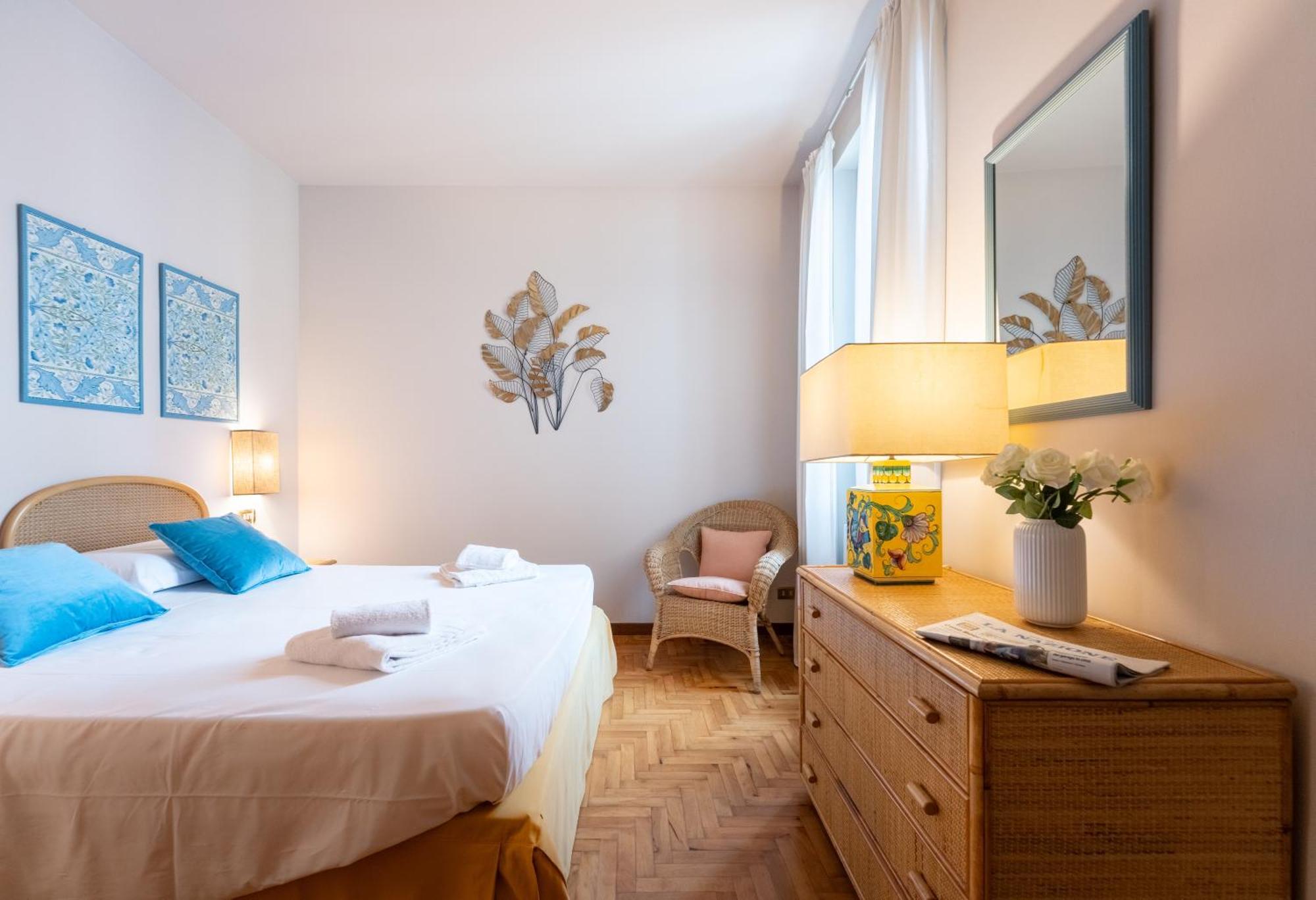 Via Panzani 16, 4th Floor - Patrizia - Bright 300m From Duomo And Train Station Apartamento