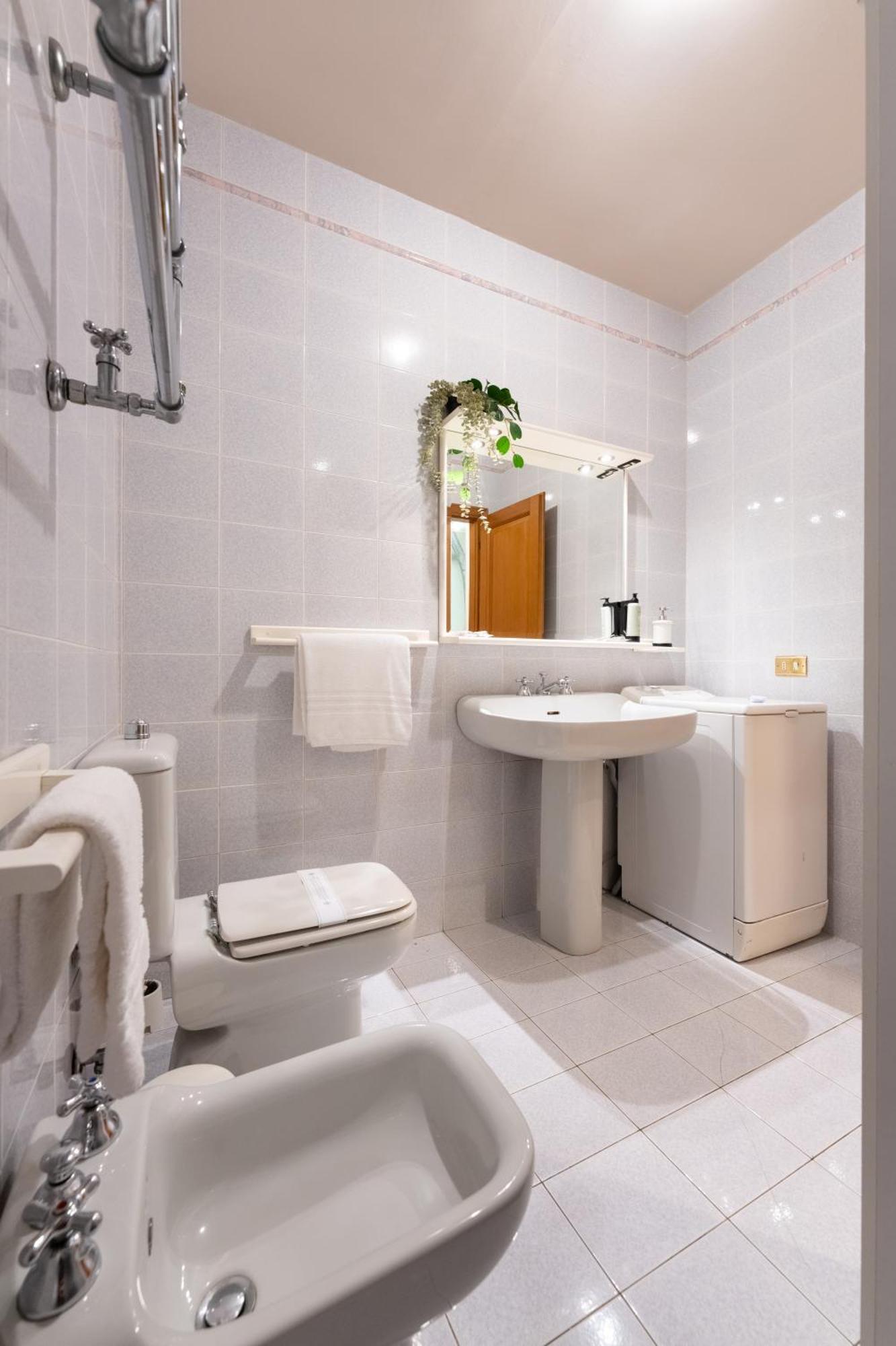 Via Panzani 16, 4th Floor - Patrizia - Bright 300m From Duomo And Train Station