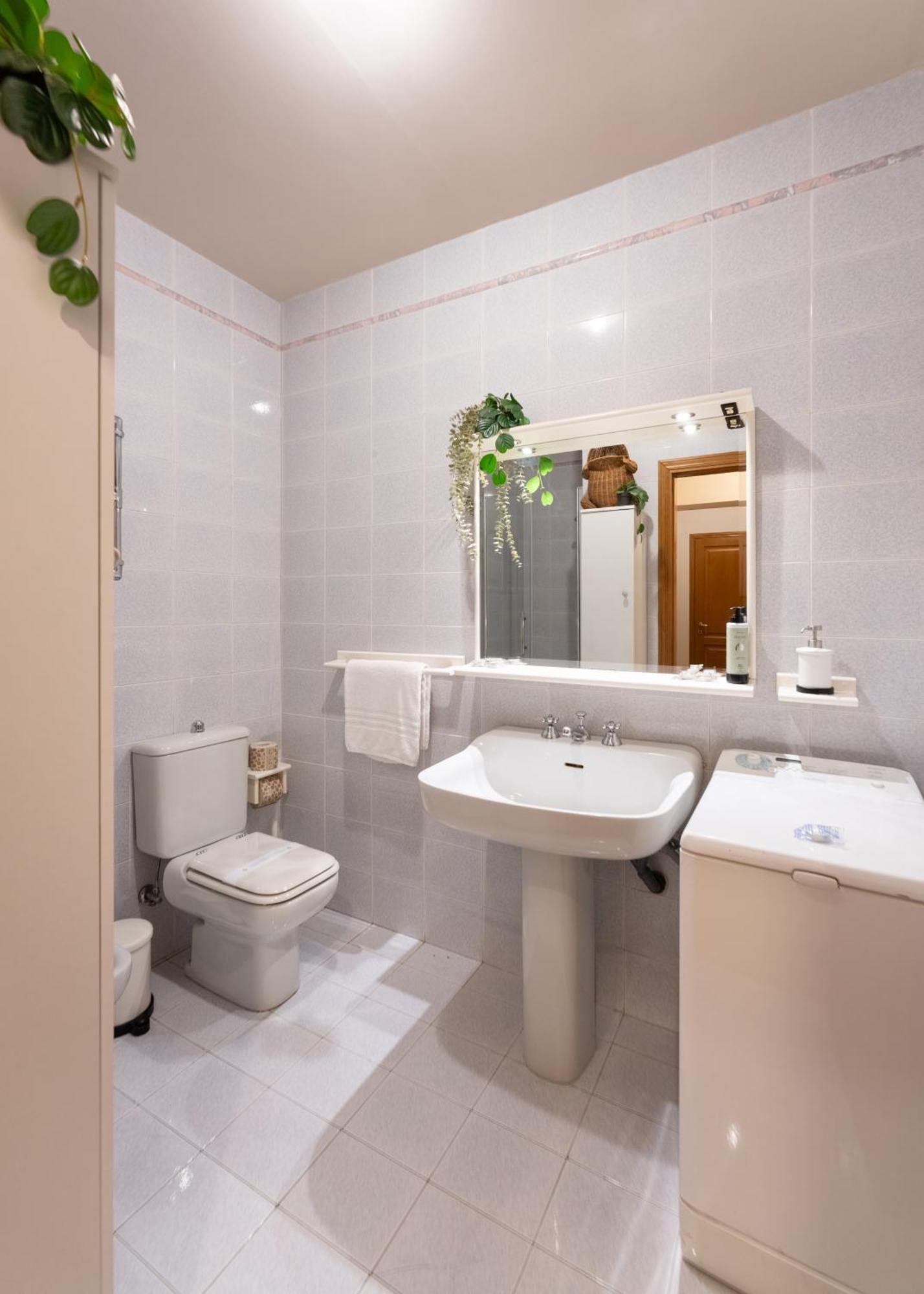 Via Panzani 16, 4th Floor - Patrizia - Bright 300m From Duomo And Train Station Apartamento *